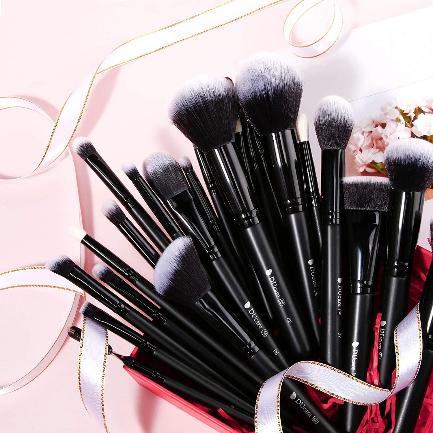 Makeup Brushes 27Pcs Professional Makeup Brush Set Premium Synthetic Goat Pony Hair Foundation Eye Blending Face Make up Brush Kit
