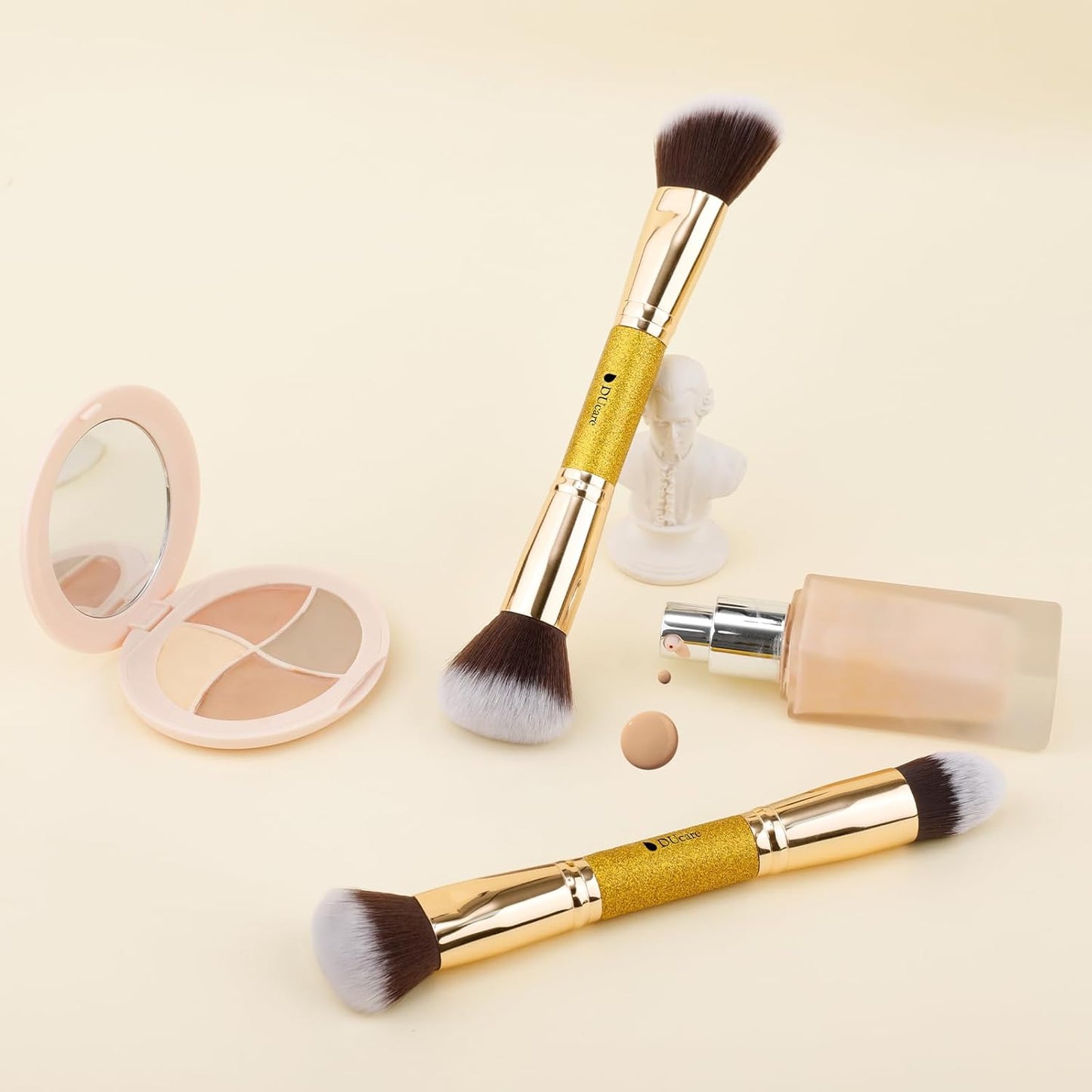 Makeup Brushes Duo End Foundation Powder Buffer and Contour Synthetic Cosmetic Tools 2Pcs Gold