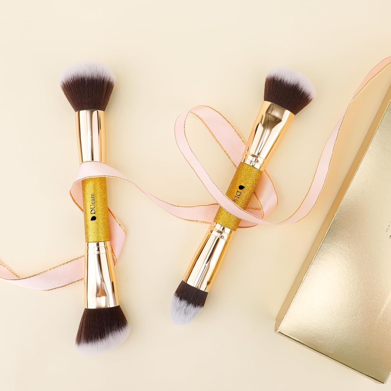 Makeup Brushes Duo End Foundation Powder Buffer and Contour Synthetic Cosmetic Tools 2Pcs Gold